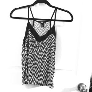 Chevron black and white H&M top!!